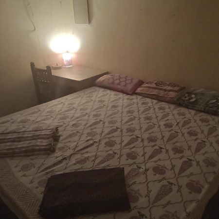 Valentine Budget Guest House Kottakuppam Kültér fotó
