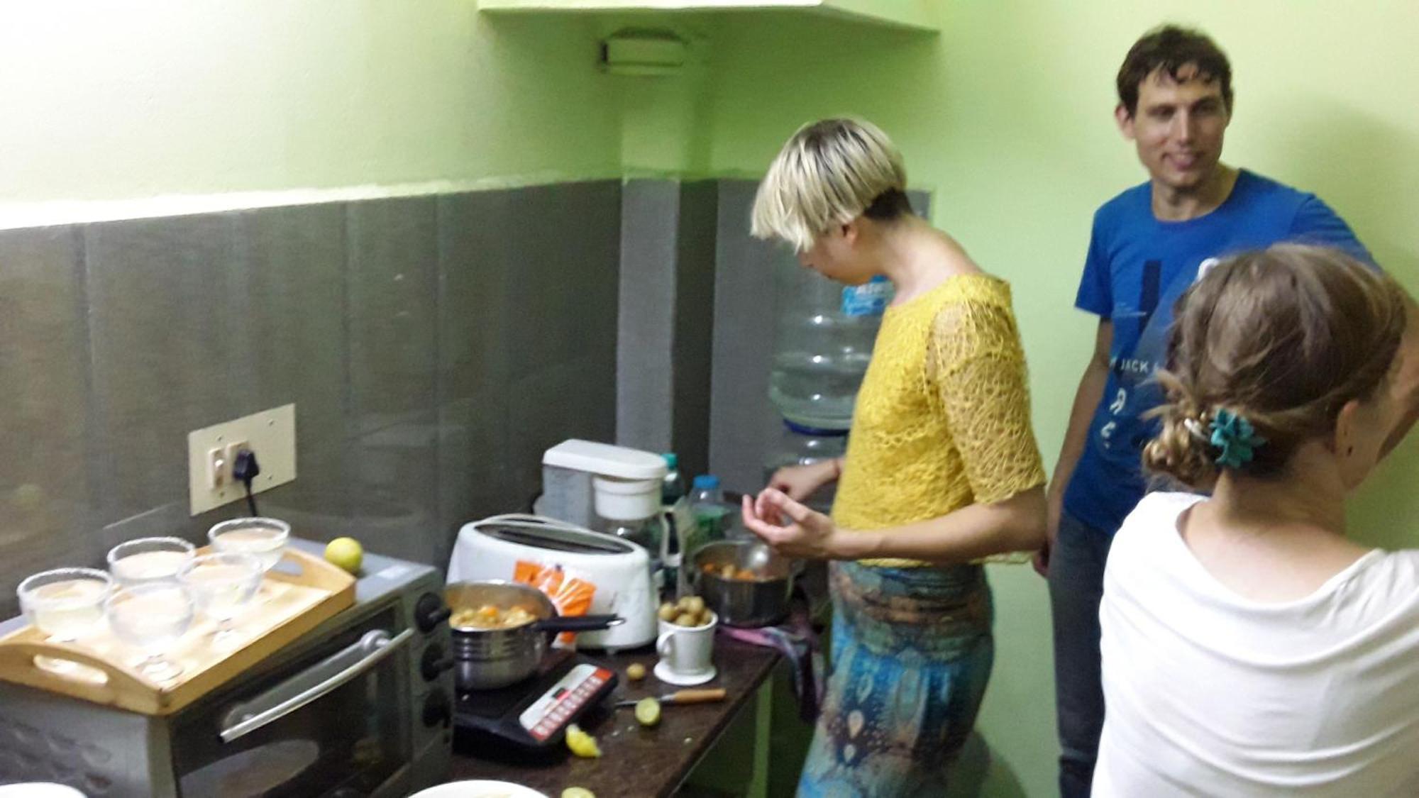 Valentine Budget Guest House Kottakuppam Kültér fotó