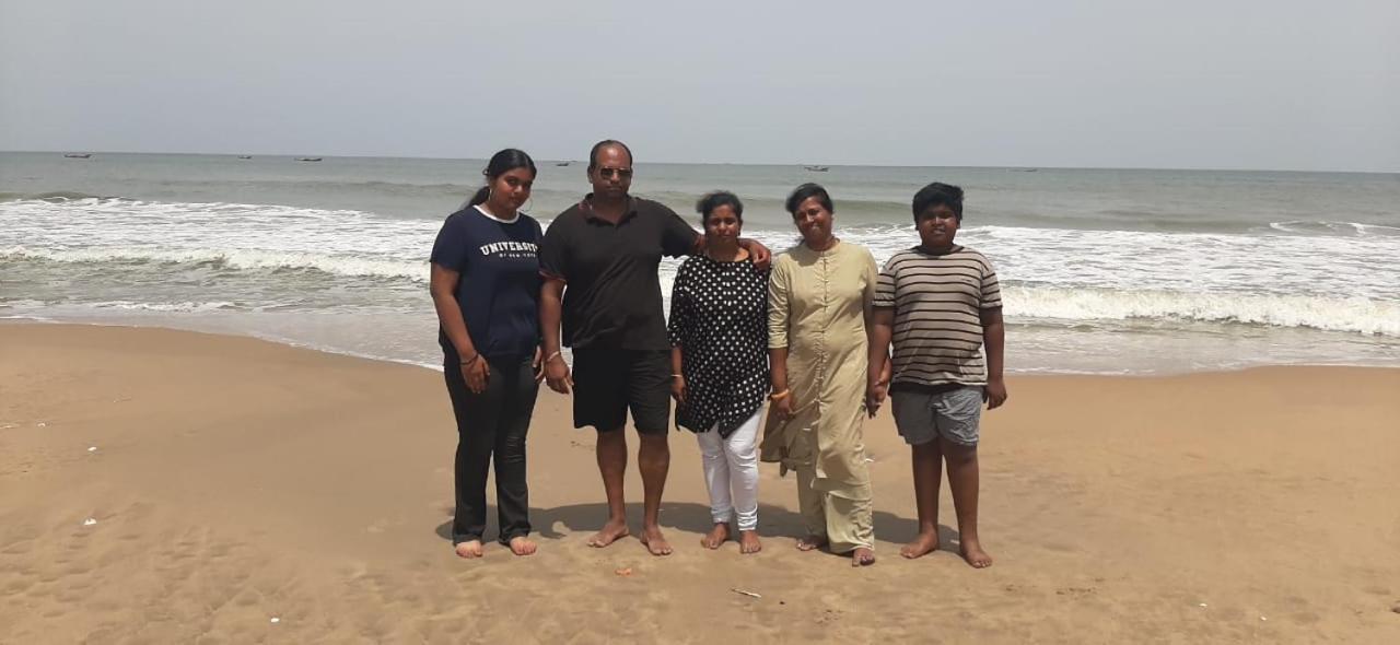 Valentine Budget Guest House Kottakuppam Kültér fotó